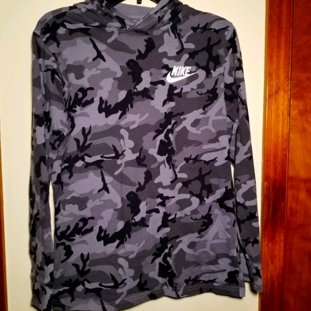 Nike boys hoodie